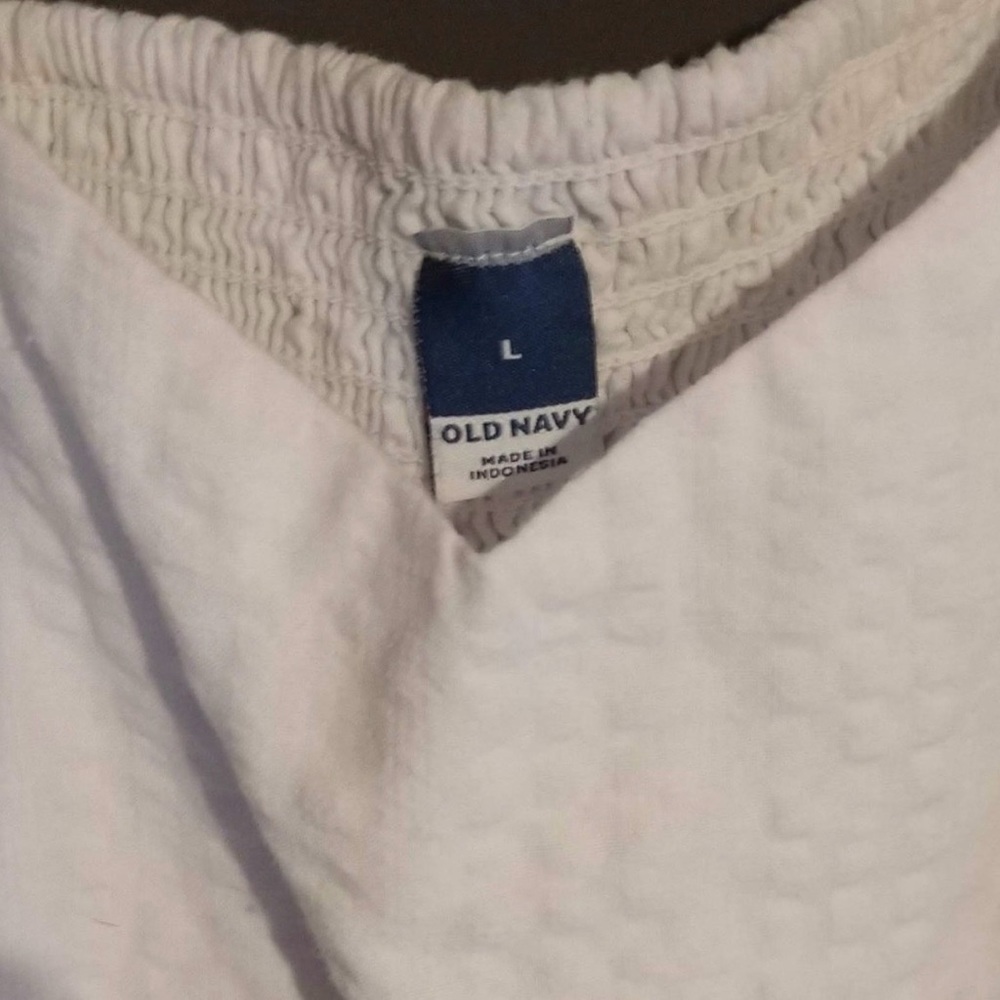 Old Navy Seersucker Puffed Sleeve Dress - Picture 3 of 4